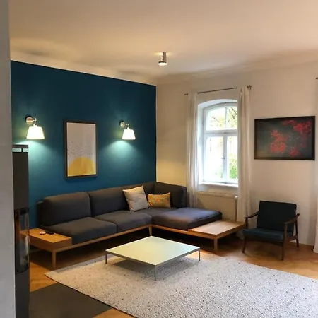 Haus Mit Geschichte In Apartment Mähring