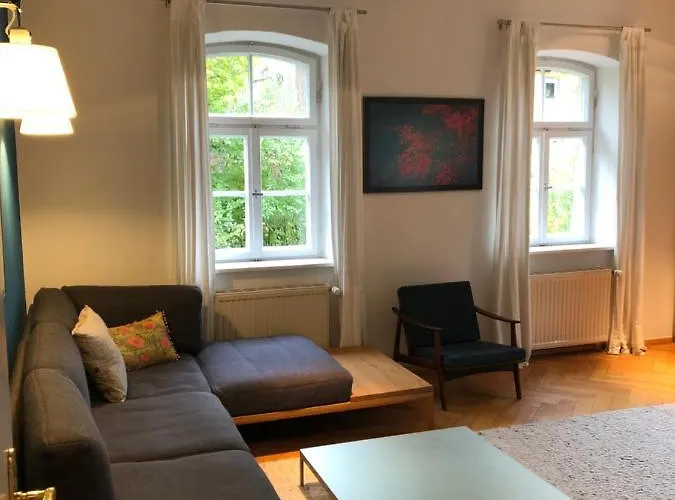 Haus Mit Geschichte In * Mahring